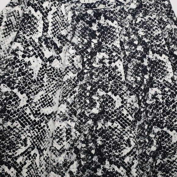 Abercrombie and Fitch Snake Print Skirt Small - Picture 4 of 6